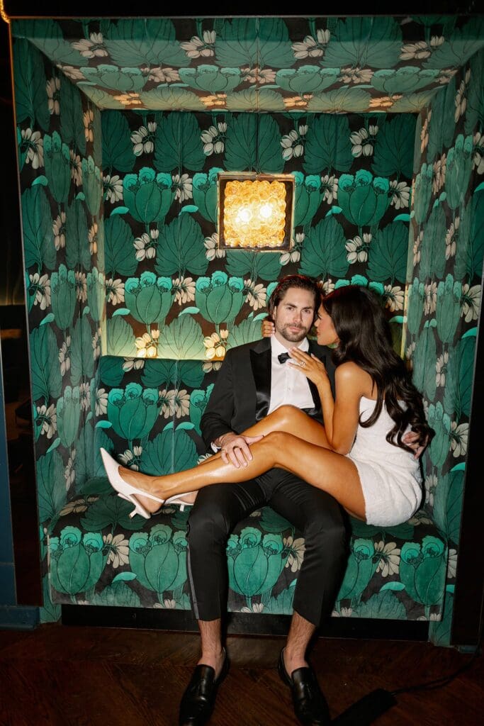 chicago engagement photos at pearl club