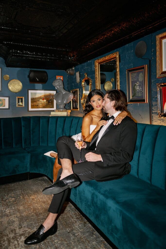 chicago engagement photos at pearl club
