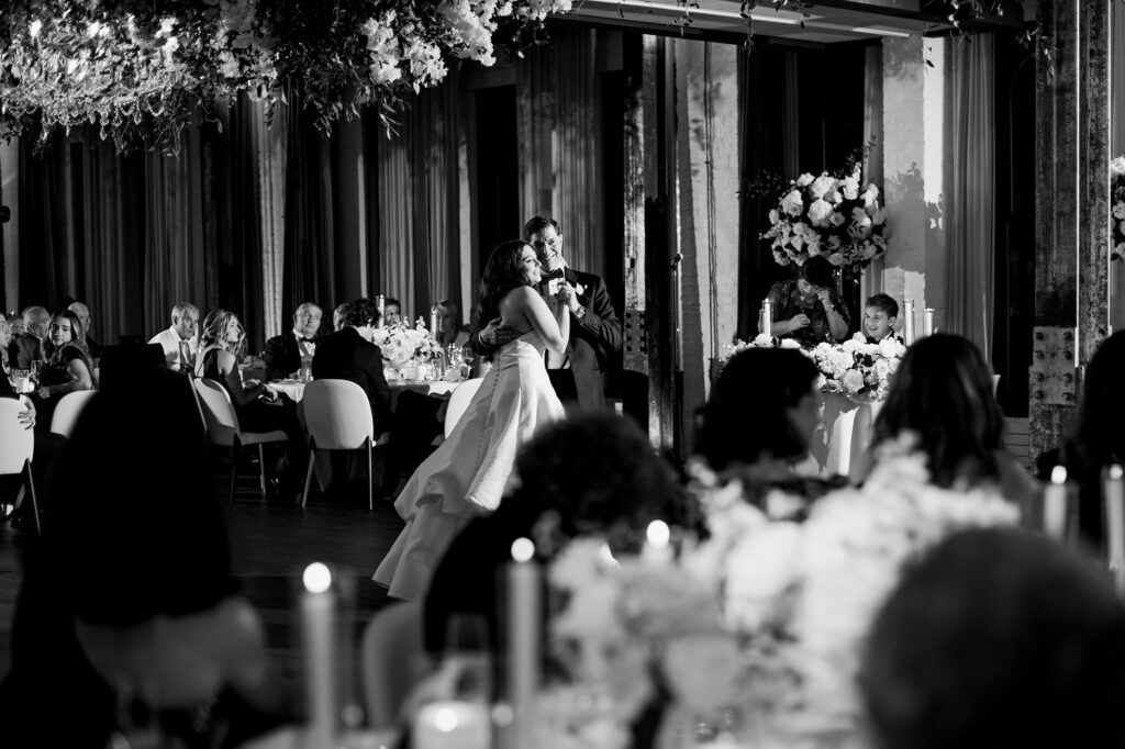 bride dancing with her dad at the dalcy wedding
