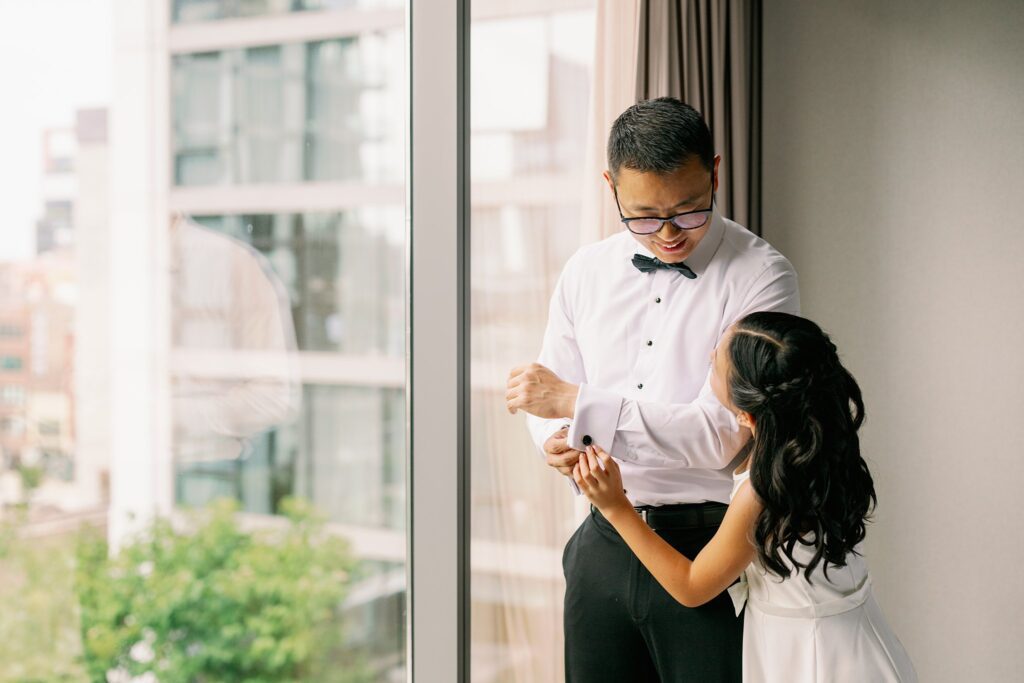 groom gets ready for his Garfield Park Conservatory Wedding